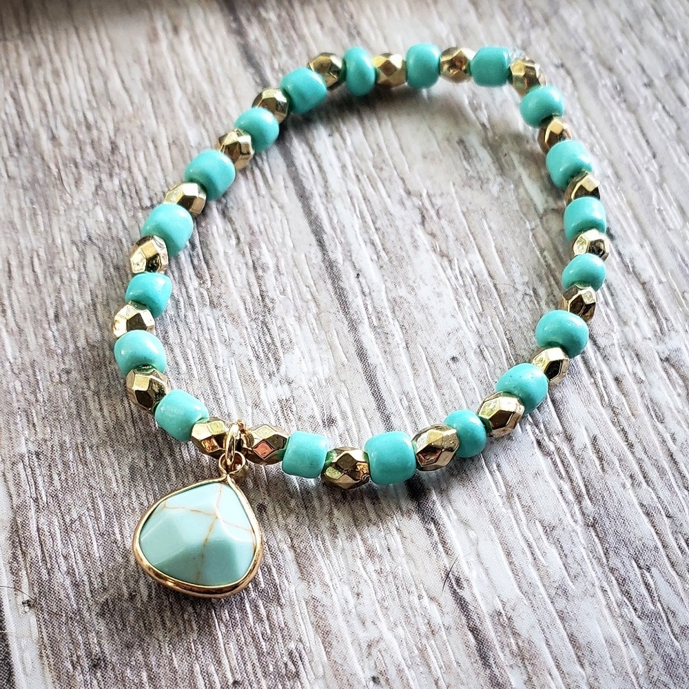 Beaded bracelet set